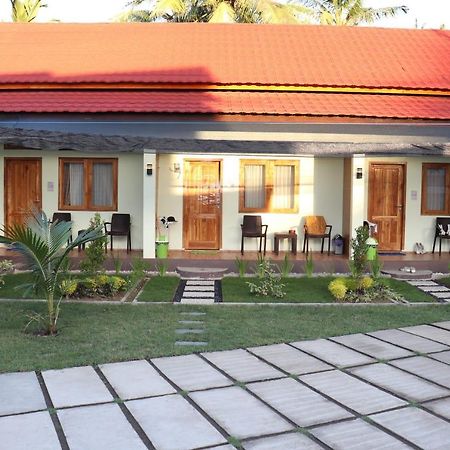 Room 212 Kuta  Ngoại thất bức ảnh