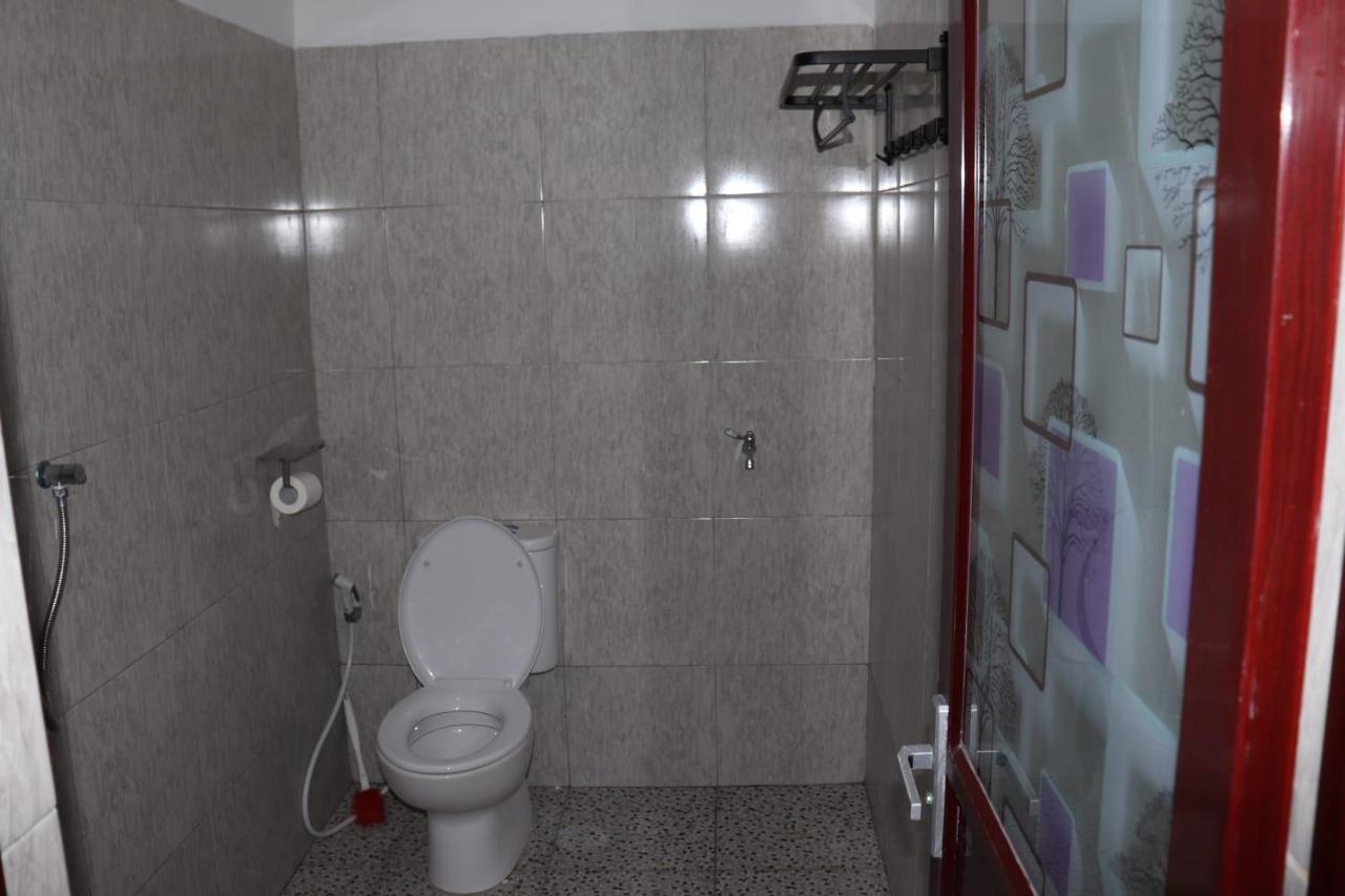 Room 212 Kuta  Ngoại thất bức ảnh