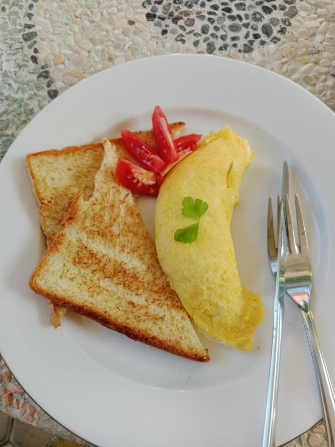 Room 212 Kuta  Ngoại thất bức ảnh